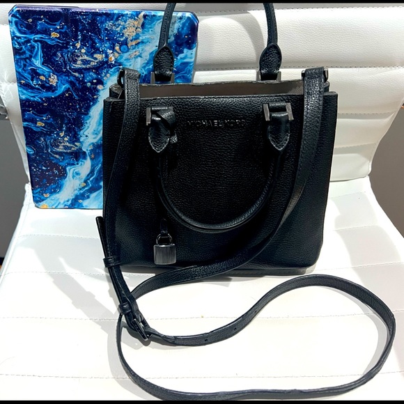 Small Michael Kors crossbody bag - Picture 1 of 7